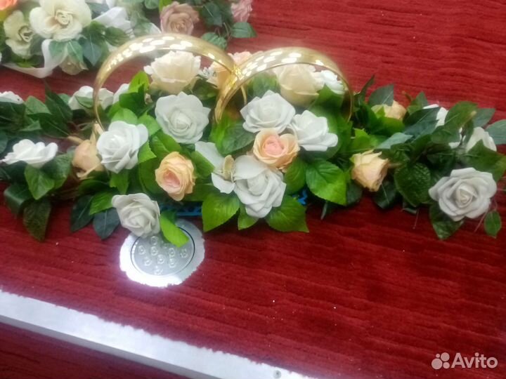 Кольца на машину свадебные