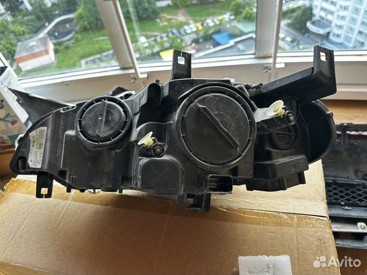 Фары BMW X6 e71 комплект