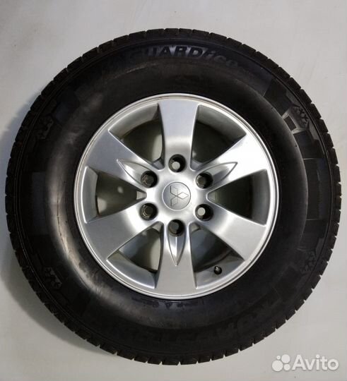 Колеса 245 70 16 Roadstone WinGuard Ice Suv