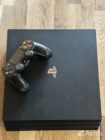 Sony PS4 pro 1tb