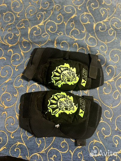 Налокотники