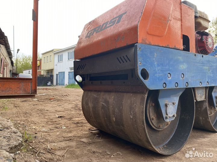 Ручной виброкаток Grost VR500