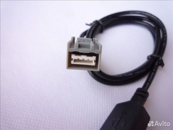 Кабель USB для автомобилей Mitsubishi