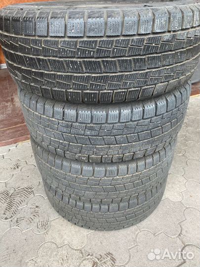 Foman Polar Bear 215/60 R16 95T