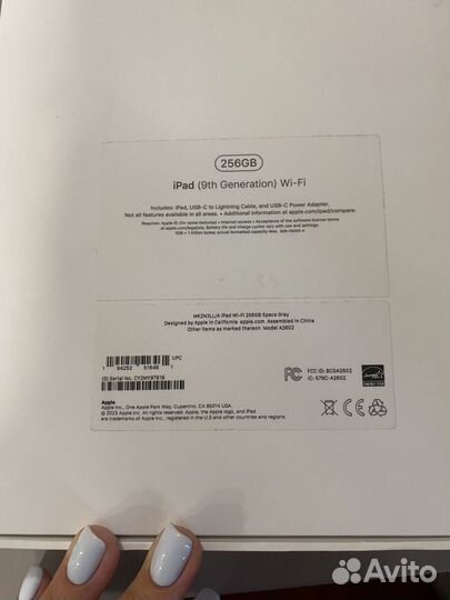 На гарантии.Новый.Планшет Apple iPad (9th Gen) 256