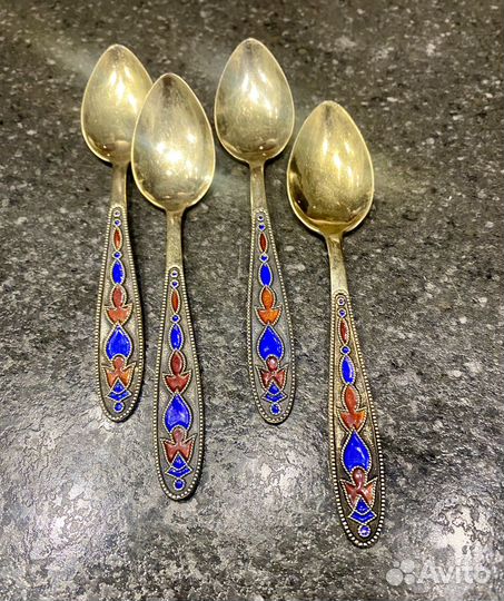 Серебряные ложки с эмалью