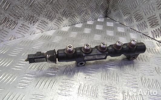 Топливная рампа дизельная ford focus 2 (7AR12BB01)