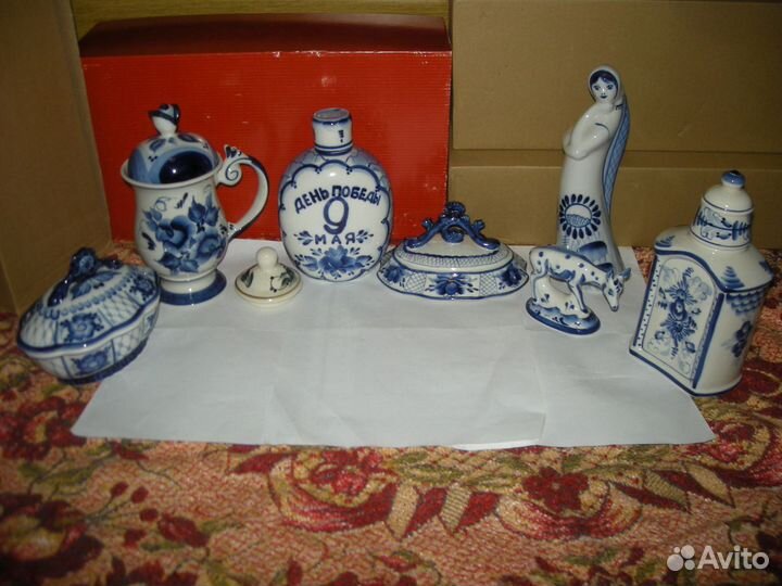 Девушка с косой гжель фляжка 9 мая штоф икорница