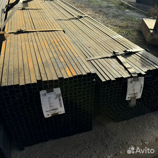 Профильные трубы 25х25 / 6м
