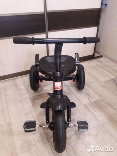 Детский трехколесный велосипед бу