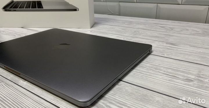 Apple MacBook Pro 13 2017, Retina, i5, 8gb, 128gb