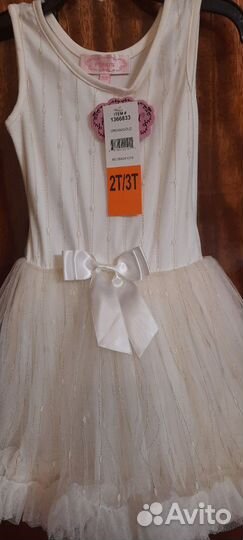 Нарядное платье для девочки новое на 2-3 года