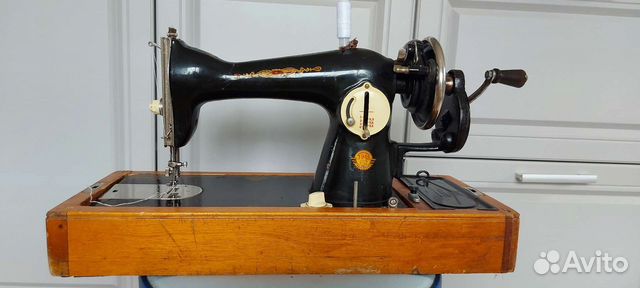 Швейная машинка ручная