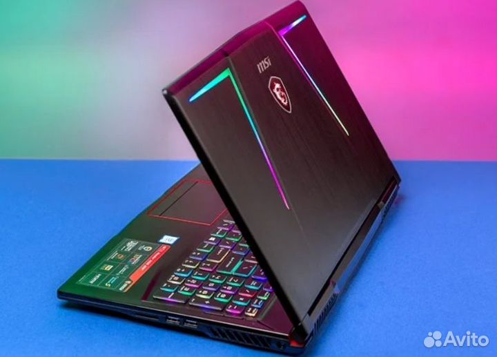 Msi Rider 15 игровой 8GB RTX 2070. RGB