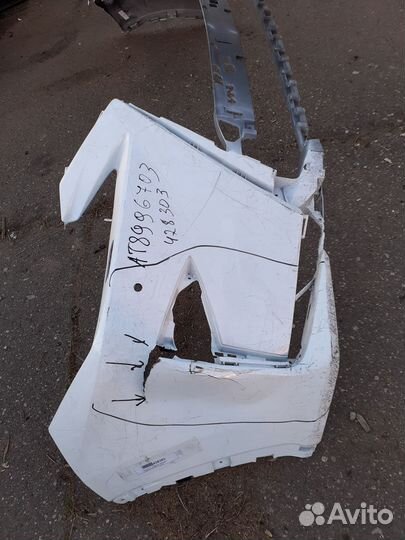 Передний бампер Lexus RX 2017