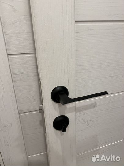 Двери межкомнатная с коробкой бу