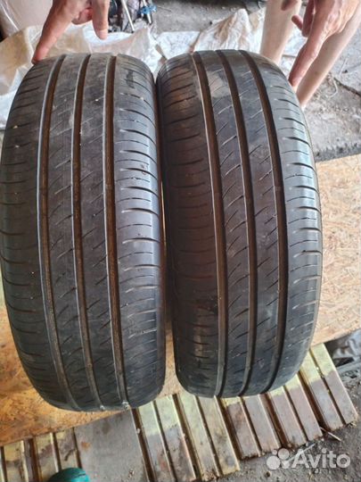 Kumho Ecowing ES01 KH27 215/65 R16