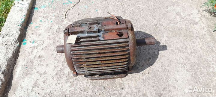 Продаю электродвигатель трехфазный 380V, 7,5 квт