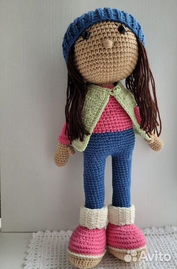 Кукла вязаная, ручная работа