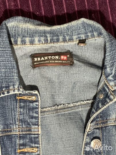 Джинсовая куртка