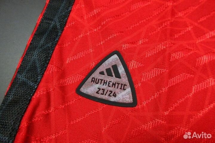 Футбольная форма Манчестер Юнайтед