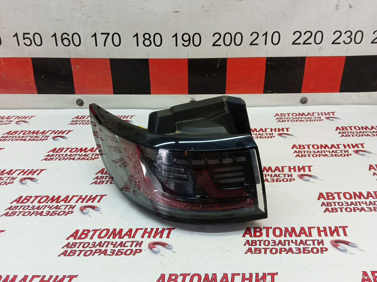 Фонарь задний левый Воях Дрим Вояж Дрим