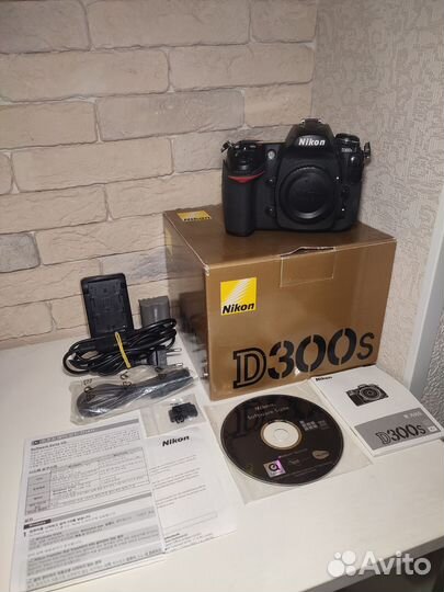 Nikon D300s Body (пробег 19тыс) Комплект