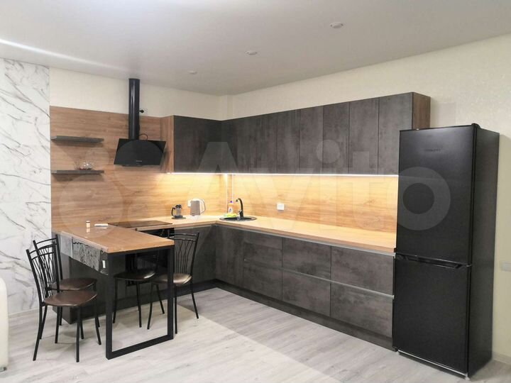 2-к. квартира, 50 м², 1/9 эт.