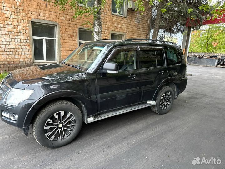 Разбор Mitsubishi Pajero V93W 6G72 2015г