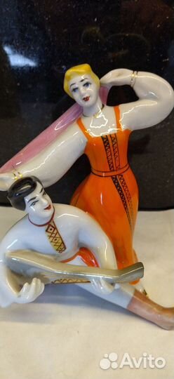 Фарфоровая статуэтка плясуны зхк полонне СССР 1970