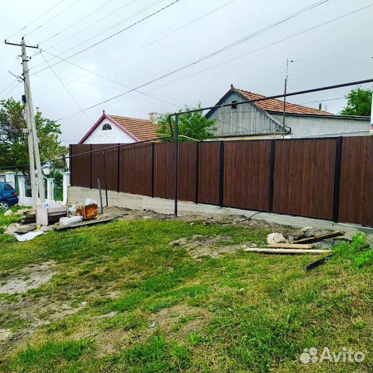 Установка заборов из профнастила