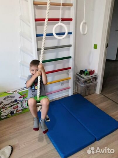 Шведская стенка для занятий спортом из дерева