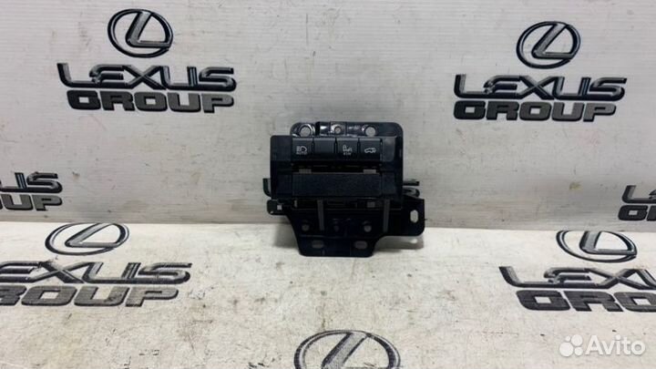 Кнопка, блок кнопок перед. Lexus NX300
