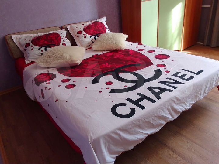 2-к. квартира, 58 м², 1/9 эт.