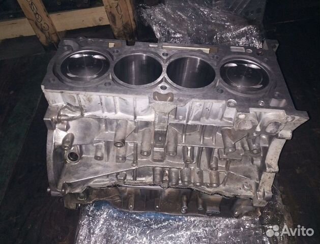 Блок в сборе на Киа Соренто Санта Фе 2,4л G4KE