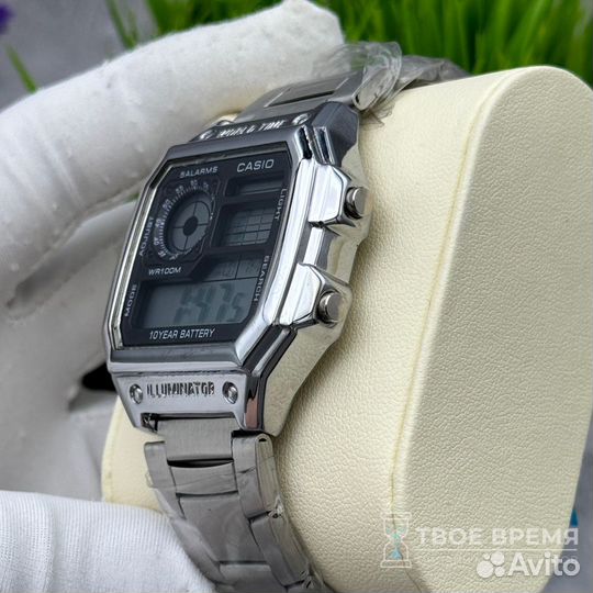 Часы Casio AE-1200WH