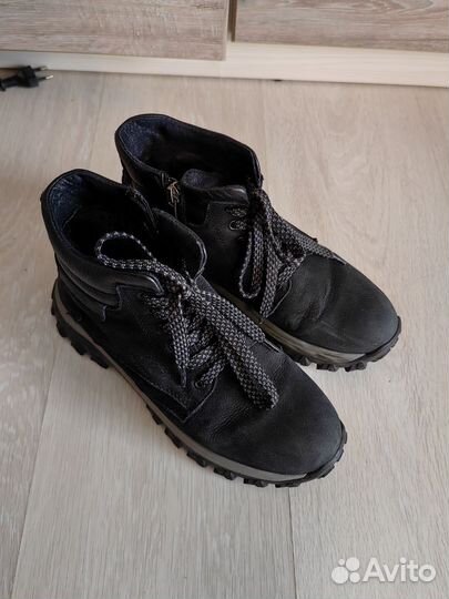 Ботинки зимние для мальчика 38