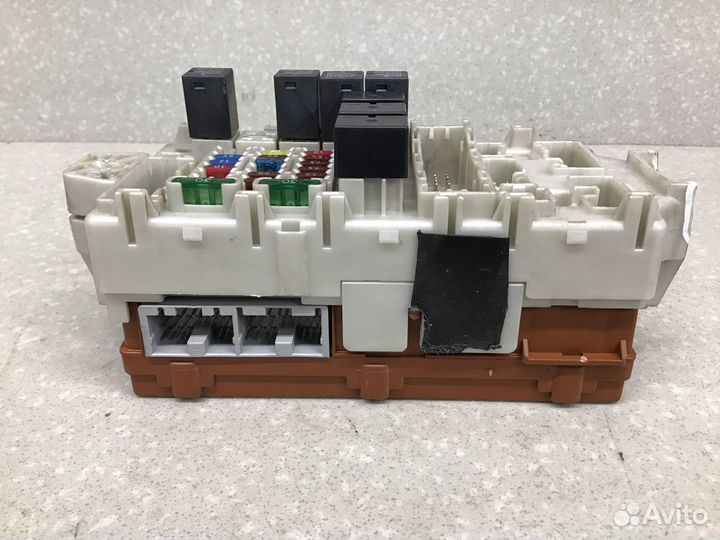 Блок предохранителей Mitsubishi Lancer (CS Classic