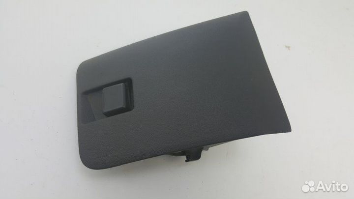 Бардачок Toyota Regius Ace KDH206 1kdftv 2010