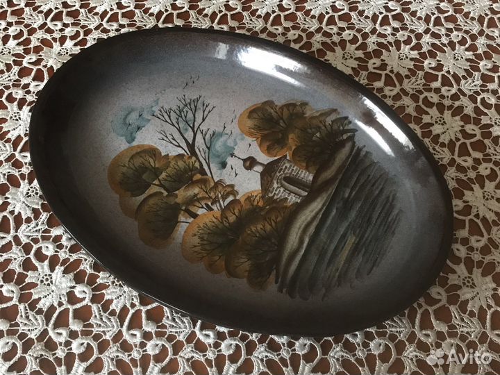 Настенная тарелка (блюдо)