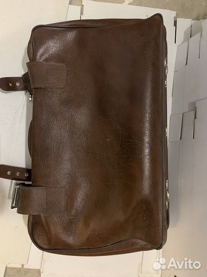 Старинный чемодан кожаный винтажный