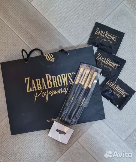 Кисти для бровей