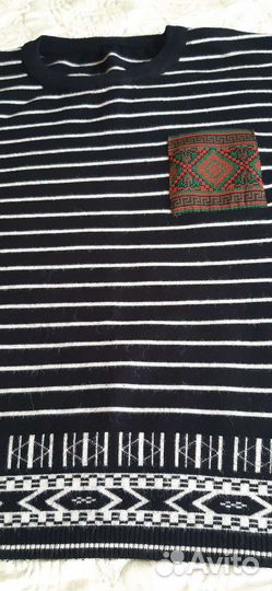 Свитер женский с этническими узорами 42-46 размера