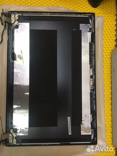 Корпусные компоненты от ноутбука Lenovo E50-80