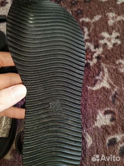 Босоножки для девочки