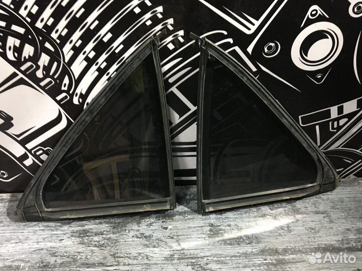 Форточки задние в сборе Mercedes-Benz W140