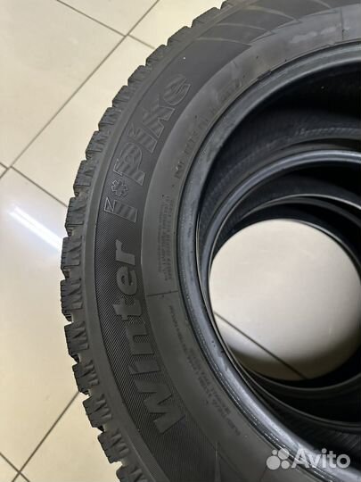 Hankook Winter I'Pike 215/65 R16 98T