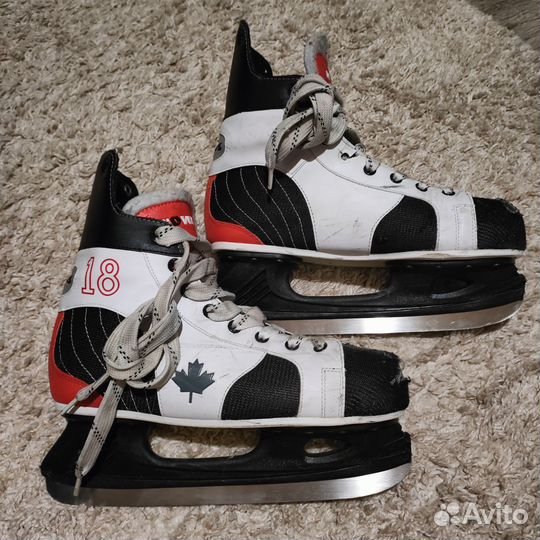 Коньки хоккейные Novus 44