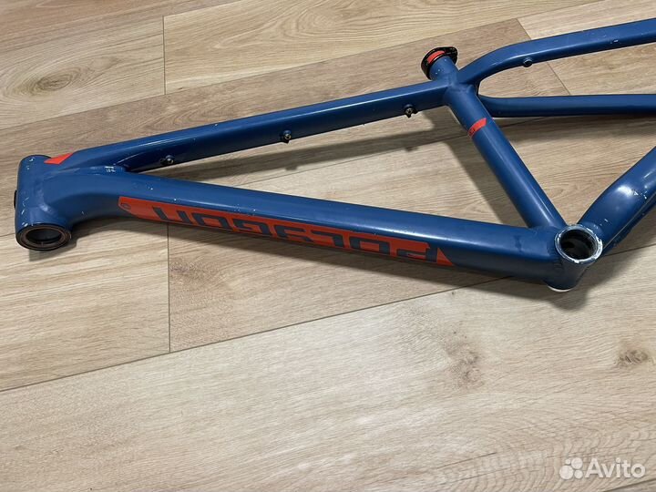 Рама polygon, вилки, колеса 26, покрышки, втулка