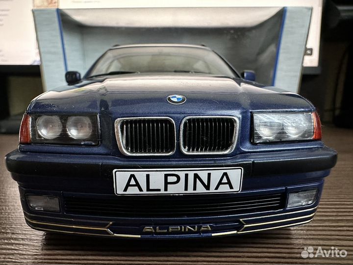 BMW E36 Alpina B3 3.2 Touring 1:18 MCG